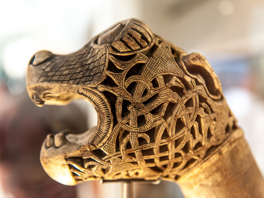 858_059