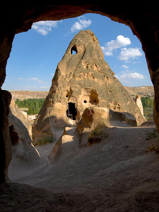 600_0477